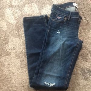 Distressed Hollister skinny jeans